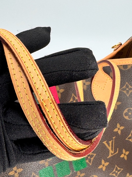 Louis Vuitton Monogram Canvas Tote with Green & Pink Center Stripe - Picture 2 of 16